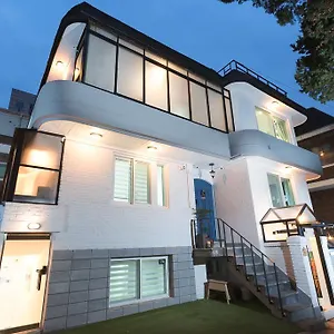 Neat House Seoul